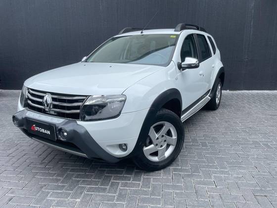 RENAULT DUSTER 2.0 DYNAMIQUE 4X2 16V FLEX 4P AUTOMÁTICO